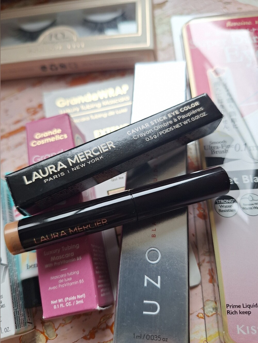 New 8 Pc Benefit Makeup Lot Primer, Black Eyeliner, Lashes - Picture 2 of 6